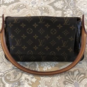 Louis Vuitton shoulder bag